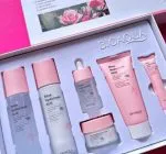 KIT FACIAL ROSAS Y AC HYALURONICO 6 PIEZAS - Imagen 2